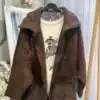 Кашмирена жилетка с джоб еко косъм - снимка 4